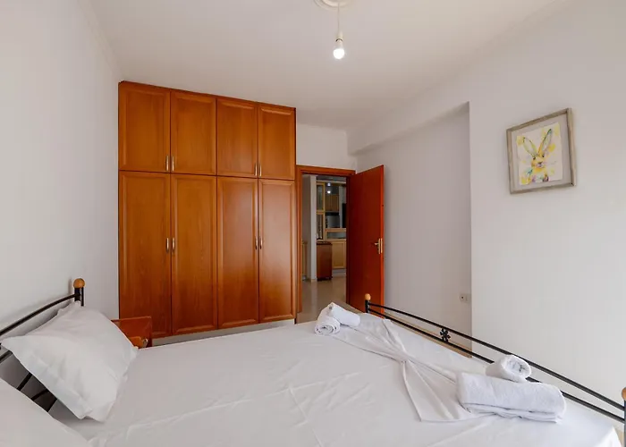 Dimitri Apartment