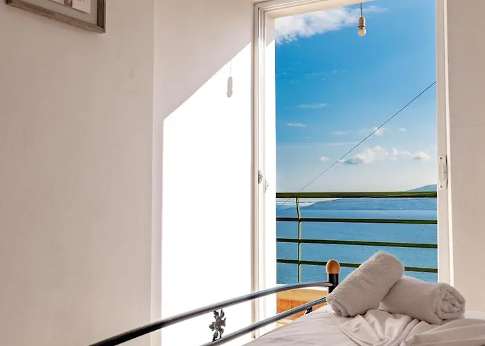 Dimitri Apartment